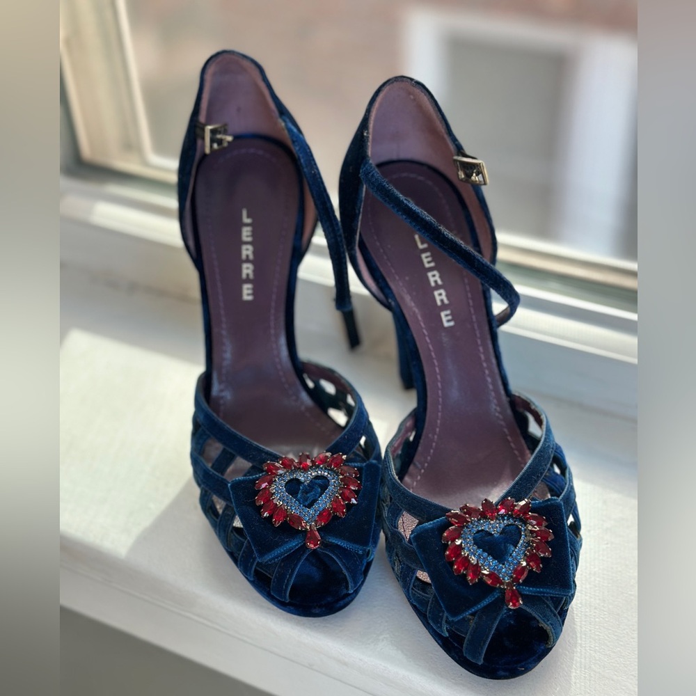 Lerre Women's velvet Blue Heeled Sandals with Heart Embellishments EU 37